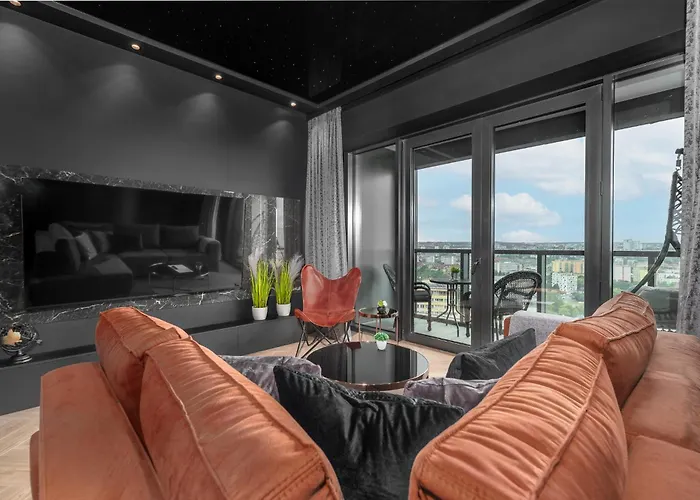 Margi Velvet Apartament 13Th Floor Led Ceiling Bath Pool