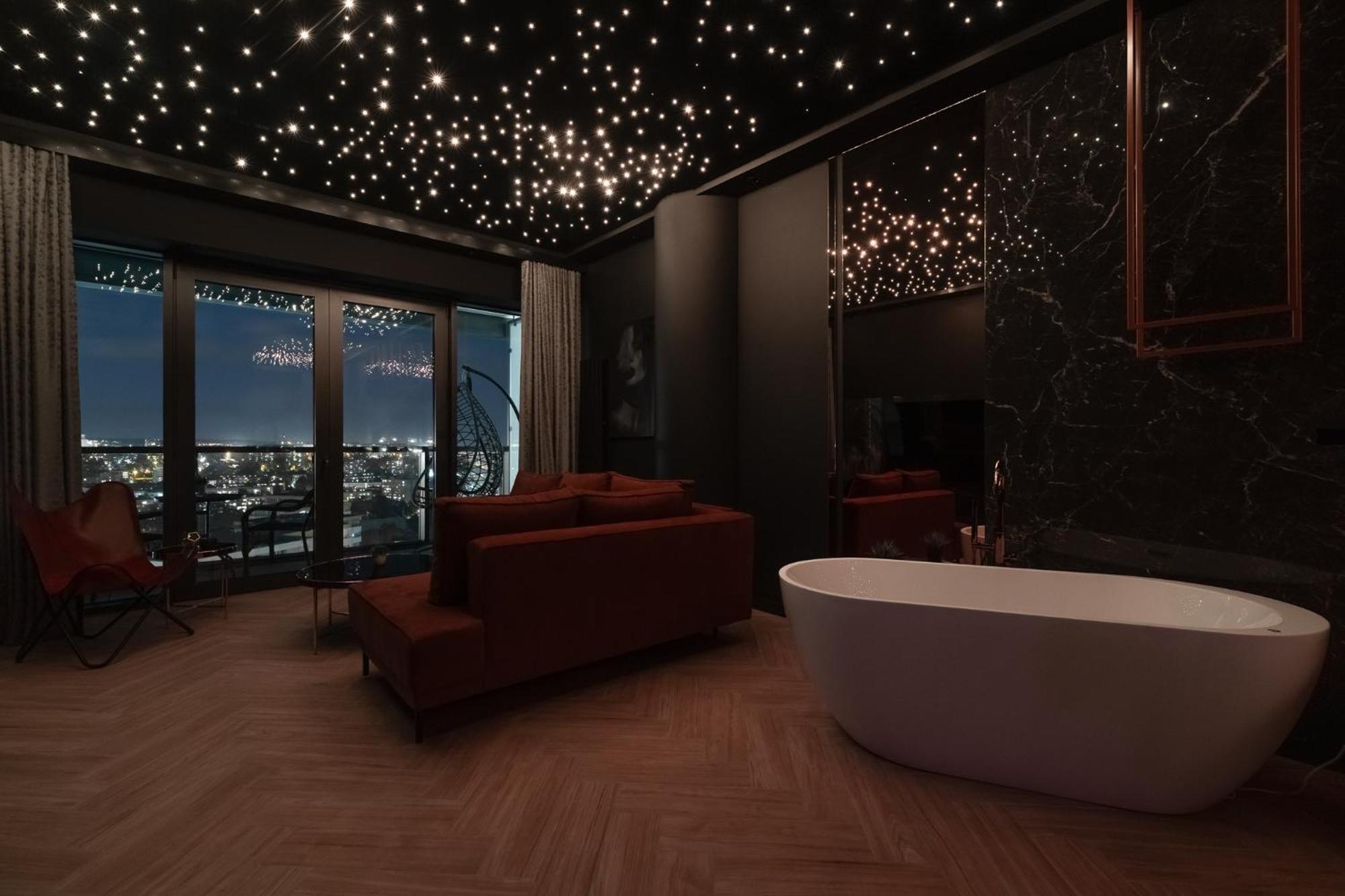 Apartment Margi Velvet 13th Floor Led Ceiling Bath Pool Szczecin